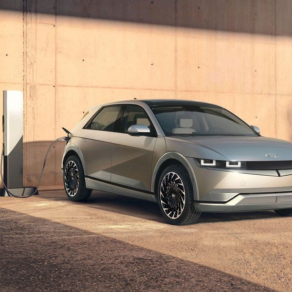 800-Volt EV Charging: The Other Palliative to Range Anxiety 