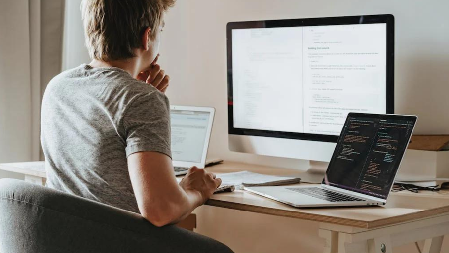 Try one of the easiest Python 3 beginner courses for $40