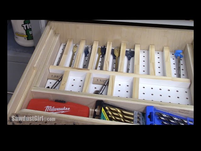 Easy adjustable drawer dividers for for workshop storage and organization