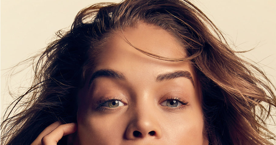 Jasmine Sanders Is the Face of Vince Camuto's New Fragrance: 'I Feel Confident When Wearing It'