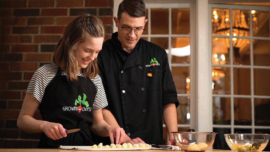 Why it’s important to have your kids help in the kitchen