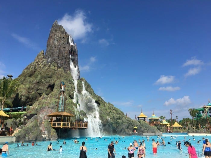 Universal’s Cabana Bay Beach Resort Review: The Good & Bad