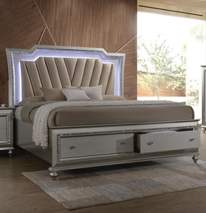 Acme Kaitlyn Queen Bed With Pu And Champagne 27230Q
